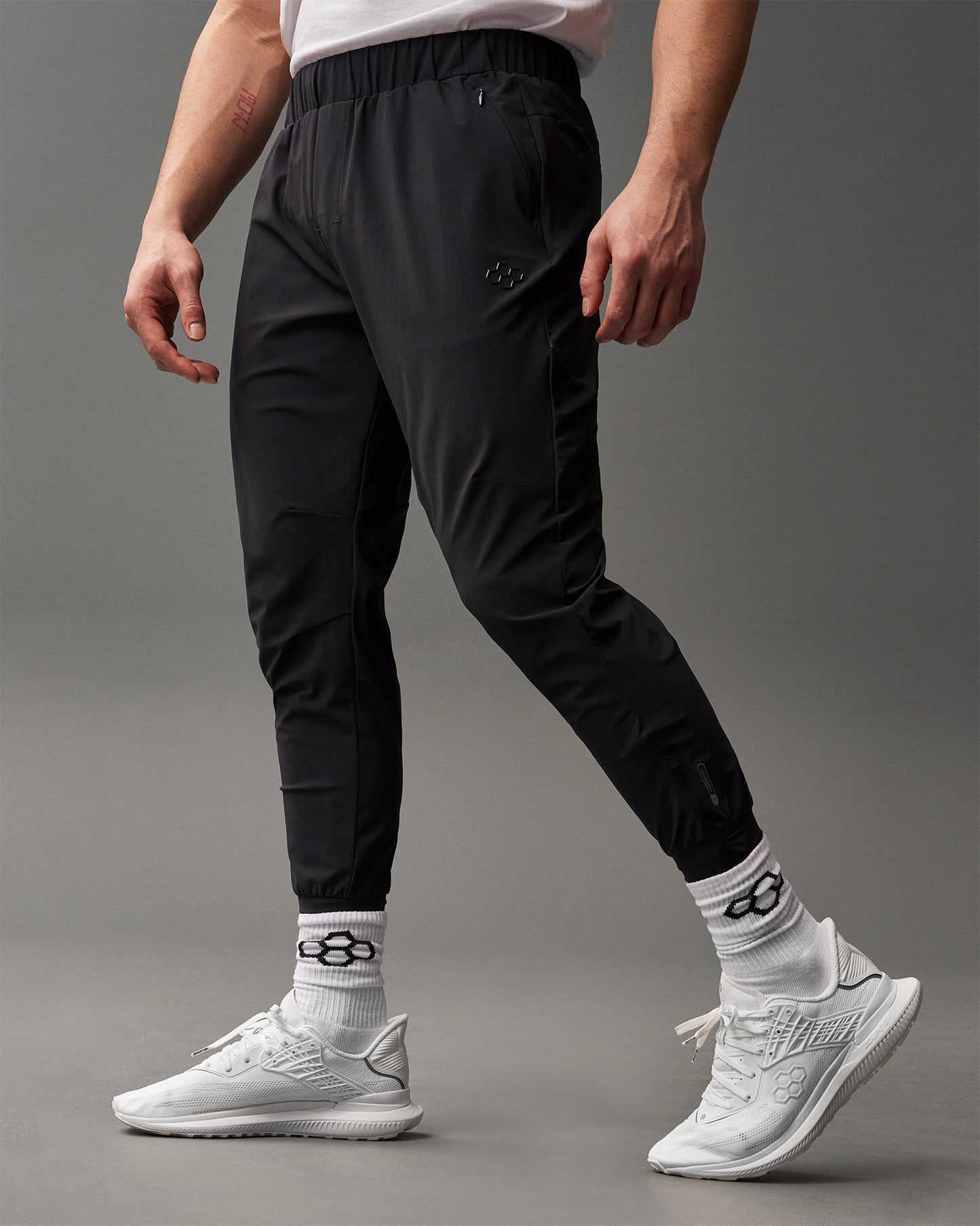 RUDIS Lightweight Tech Jogger