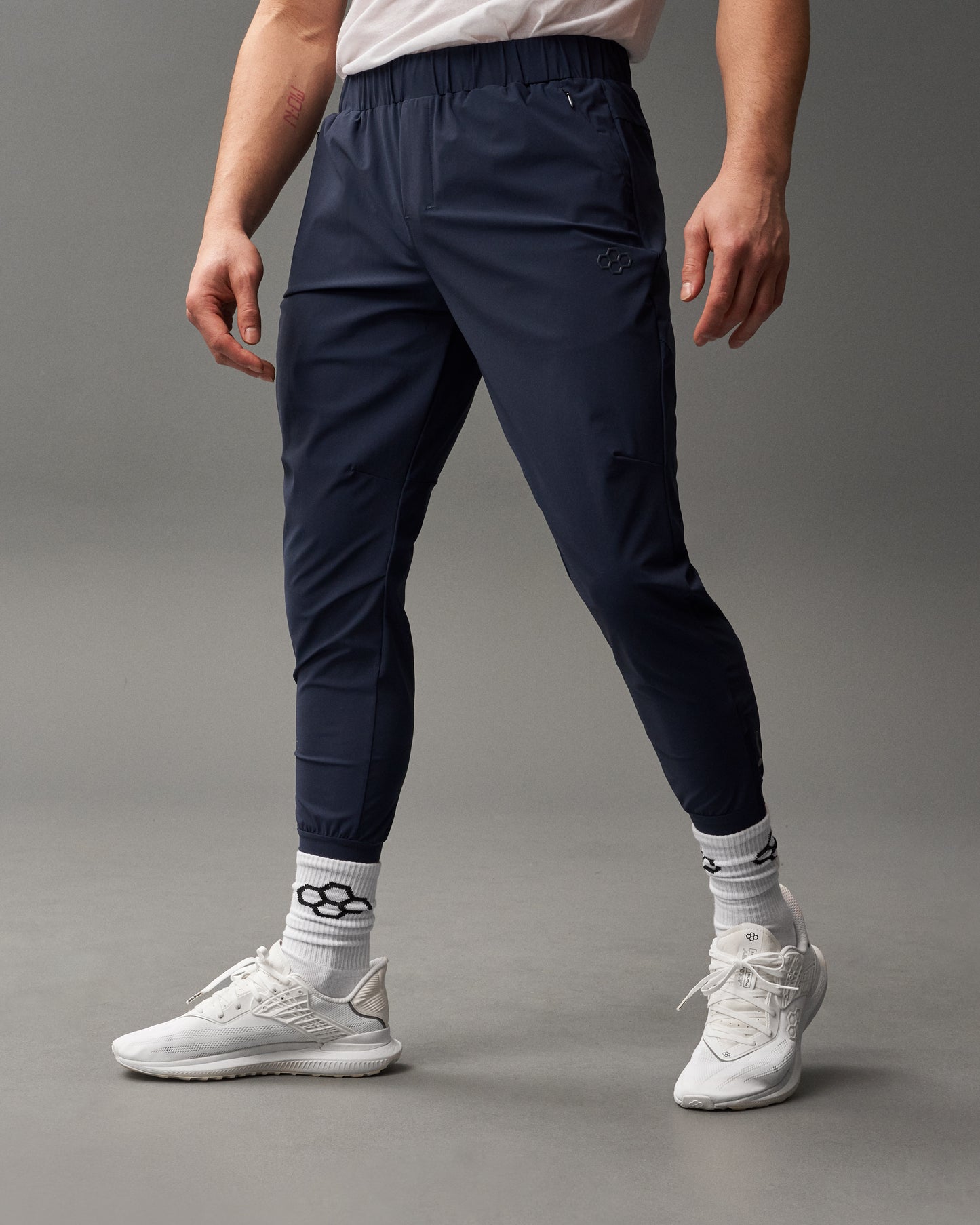 RUDIS Lightweight Tech Jogger - Navy